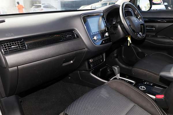 2019 Mitsubishi Outlander ES ADAS ZL
