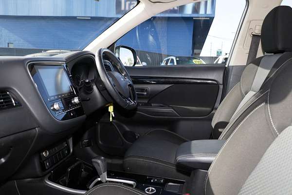 2019 Mitsubishi Outlander ES ADAS ZL