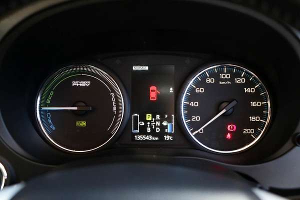 2014 Mitsubishi Outlander PHEV ZJ
