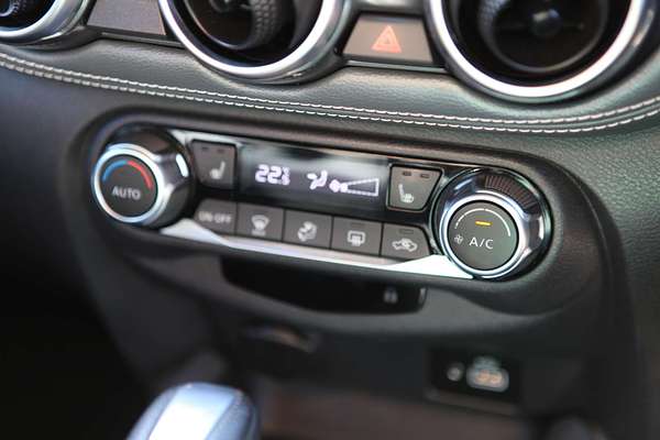2021 Nissan JUKE ST-L F16