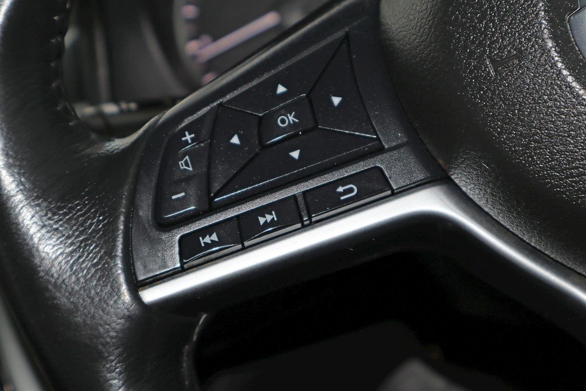 2021 Nissan Navara ST D23 4X4