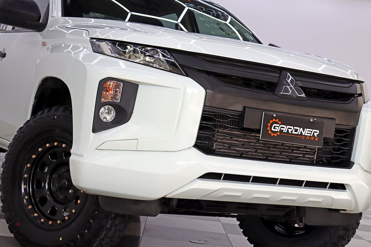 2020 Mitsubishi Triton GLX ADAS MR 4X4