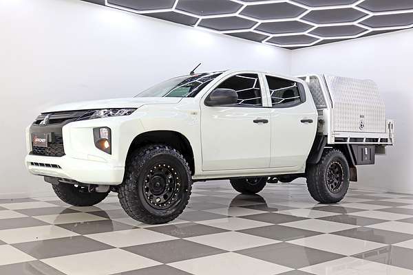 2020 Mitsubishi Triton GLX ADAS MR 4X4