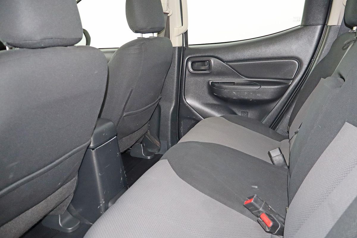 2020 Mitsubishi Triton GLX ADAS MR 4X4