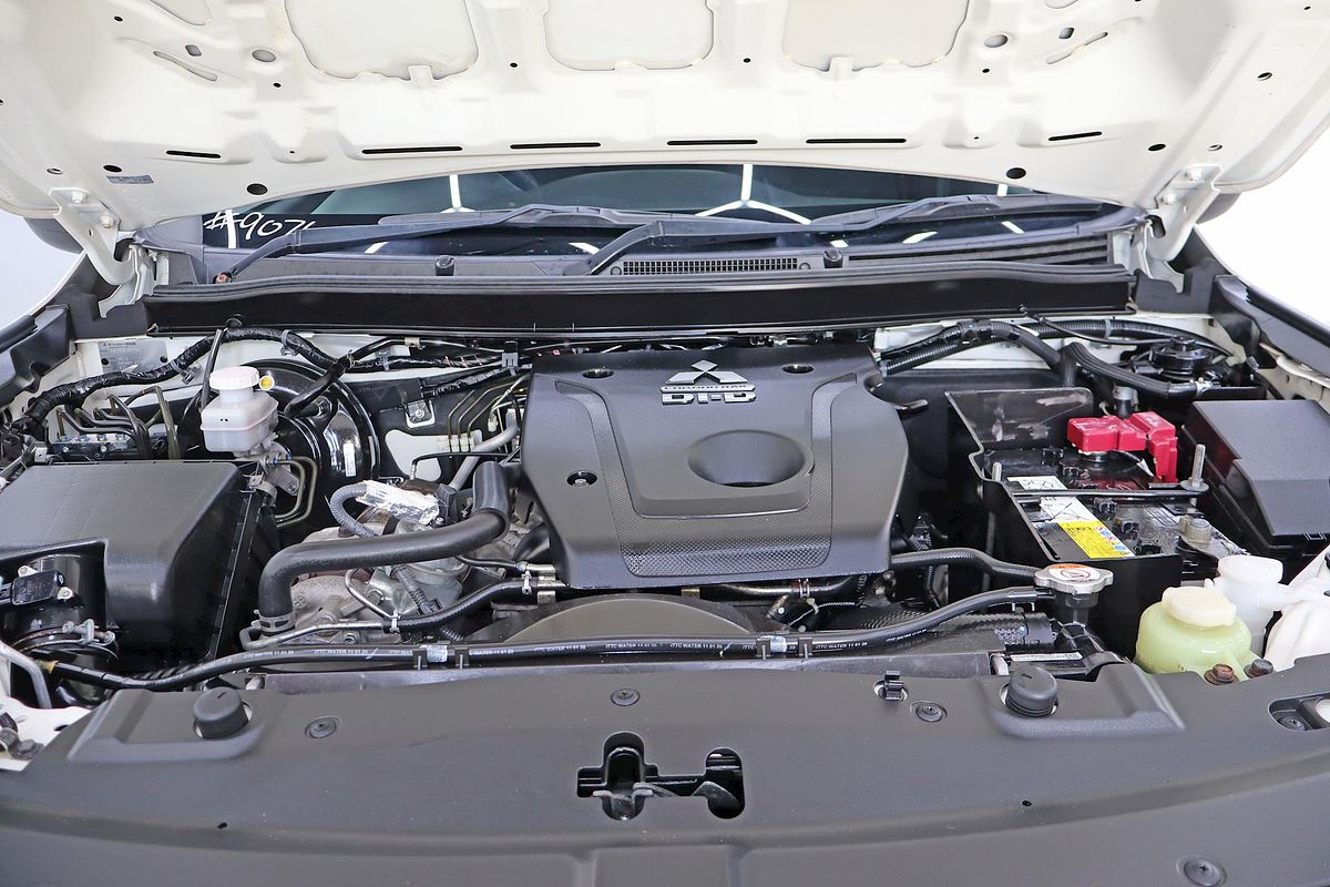 2020 Mitsubishi Triton GLX ADAS MR 4X4