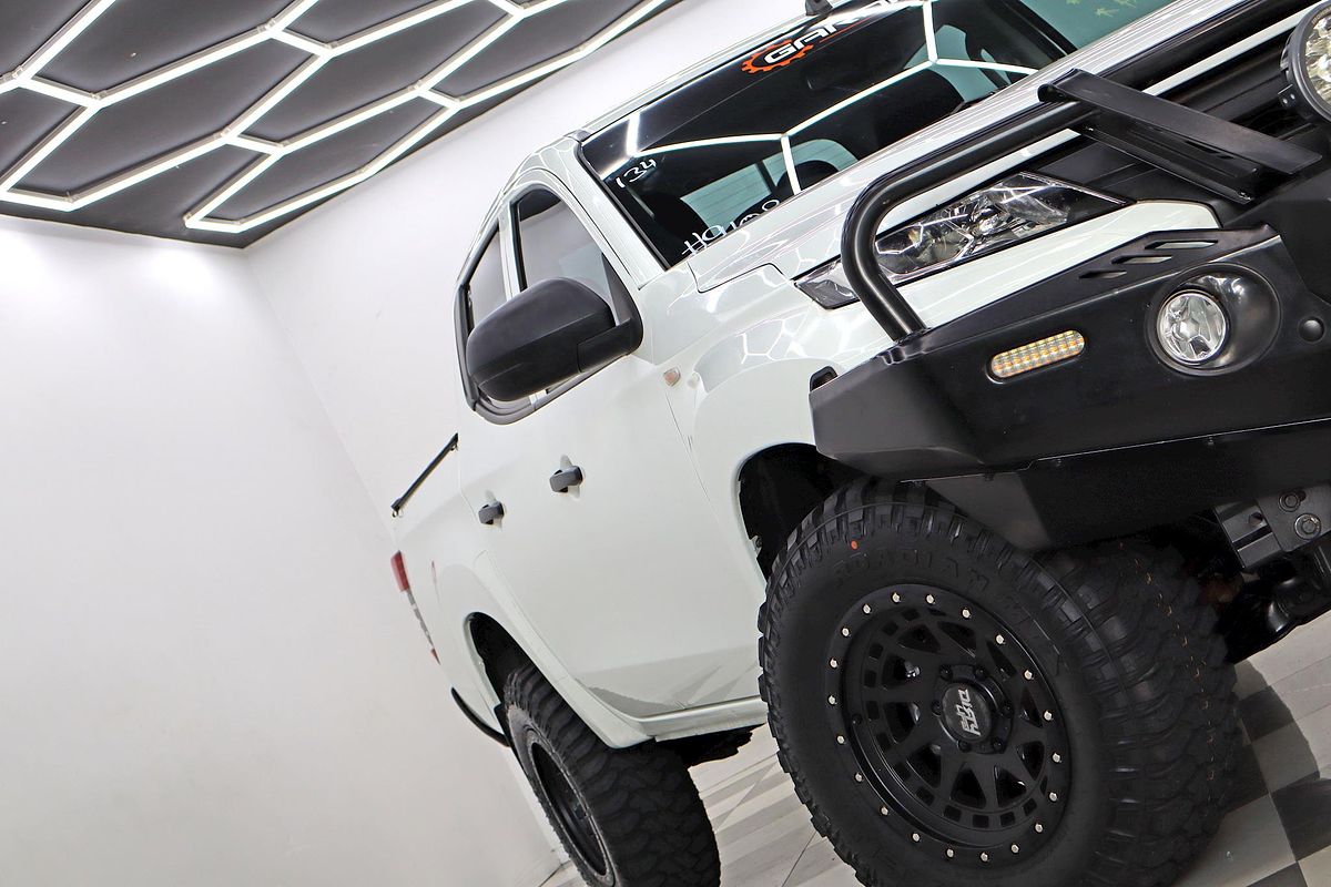 2022 Mitsubishi Triton GLX MR 4X4