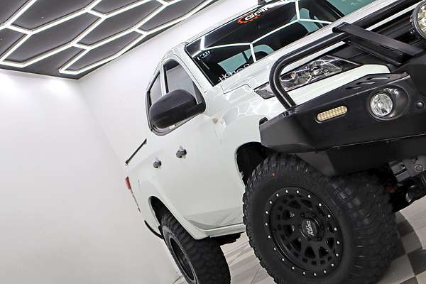 2022 Mitsubishi Triton GLX MR 4X4