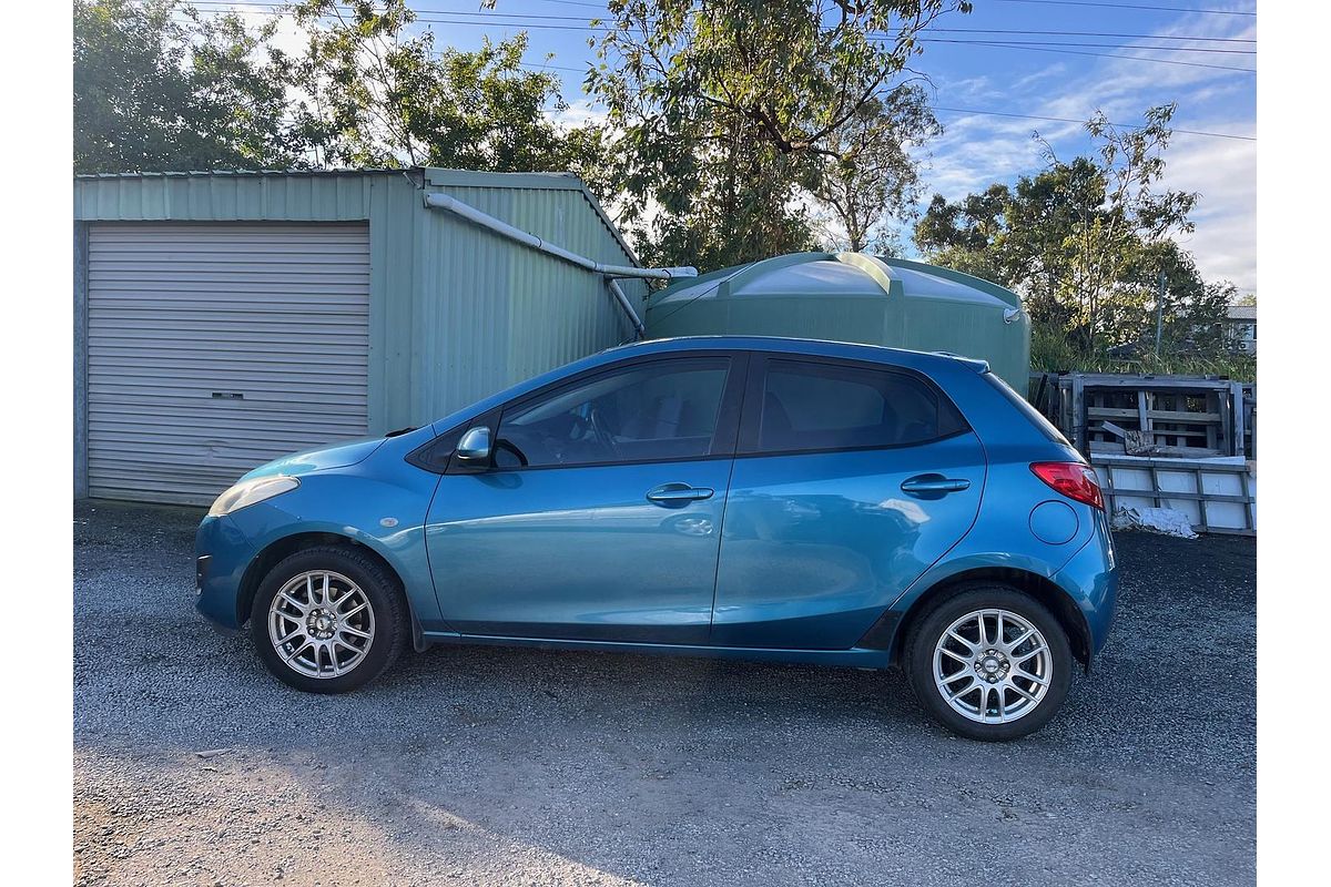 2013 Mazda 2 Neo DE Series 2