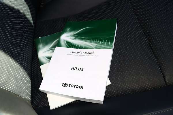 2024 Toyota Hilux Rogue 48V GUN126R 4X4