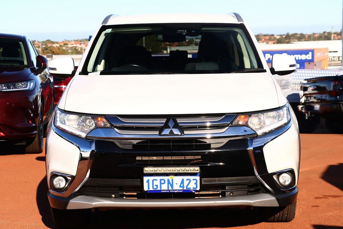 2017 Mitsubishi Outlander LS Safety Pack ZK