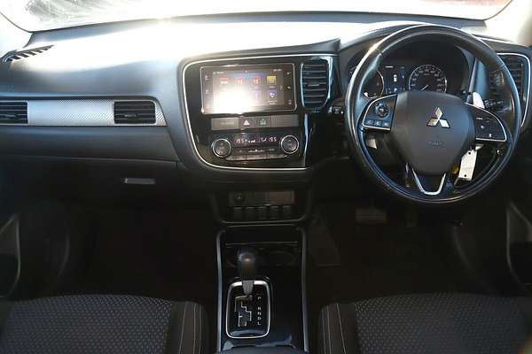 2017 Mitsubishi Outlander LS Safety Pack ZK
