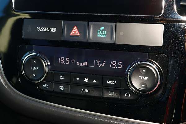 2017 Mitsubishi Outlander LS Safety Pack ZK