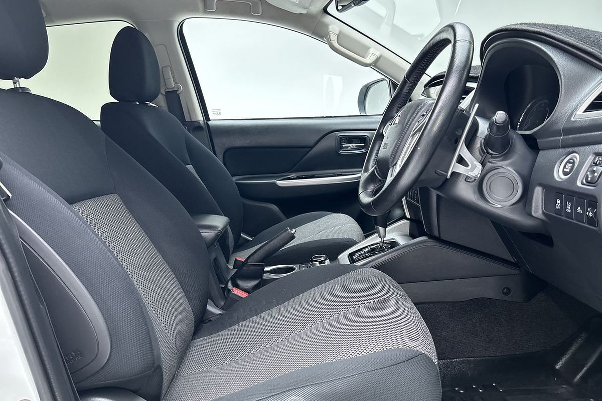 2022 Mitsubishi Triton GLS MR 4X4
