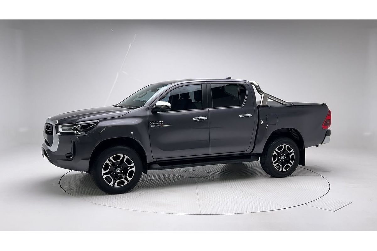 2023 Toyota Hilux SR5 GUN126R 4X4
