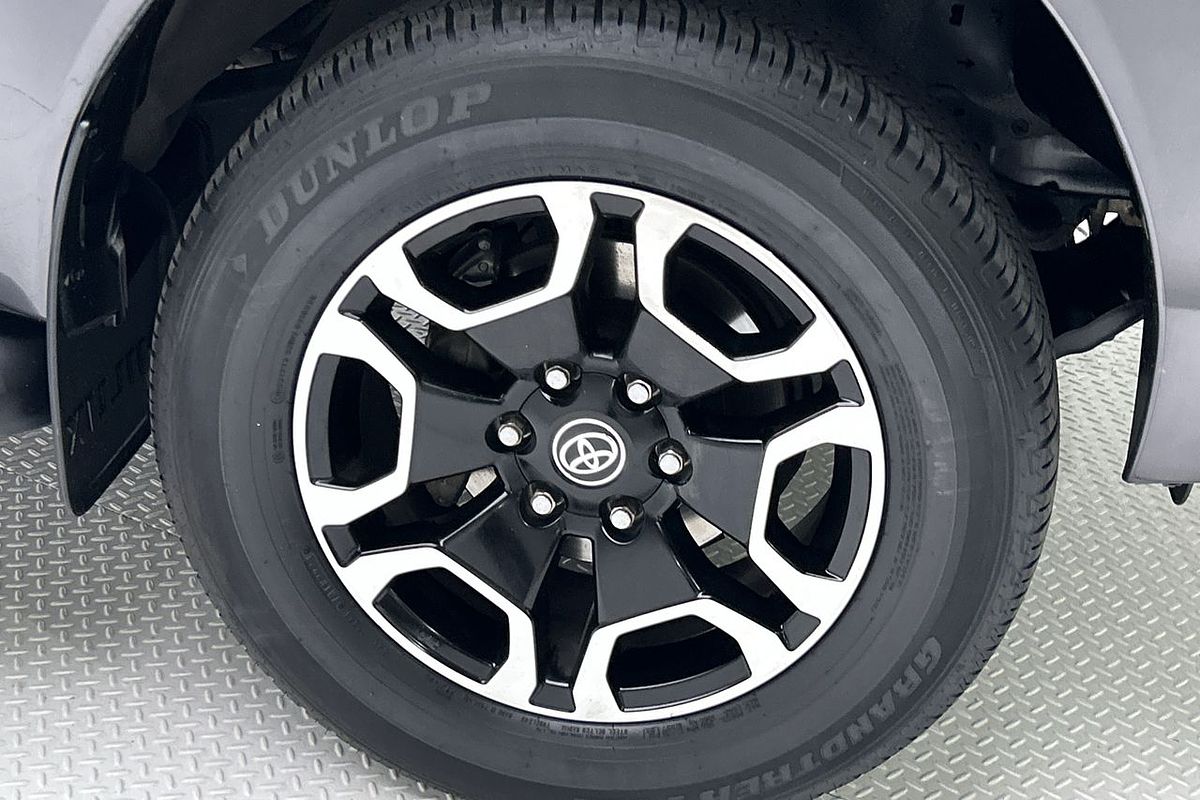 2023 Toyota Hilux SR5 GUN126R 4X4