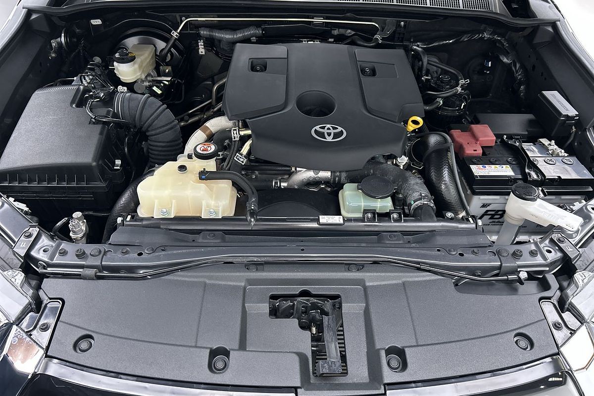 2023 Toyota Hilux SR5 GUN126R 4X4