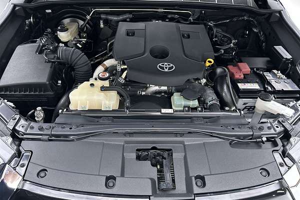 2023 Toyota Hilux SR5 GUN126R 4X4