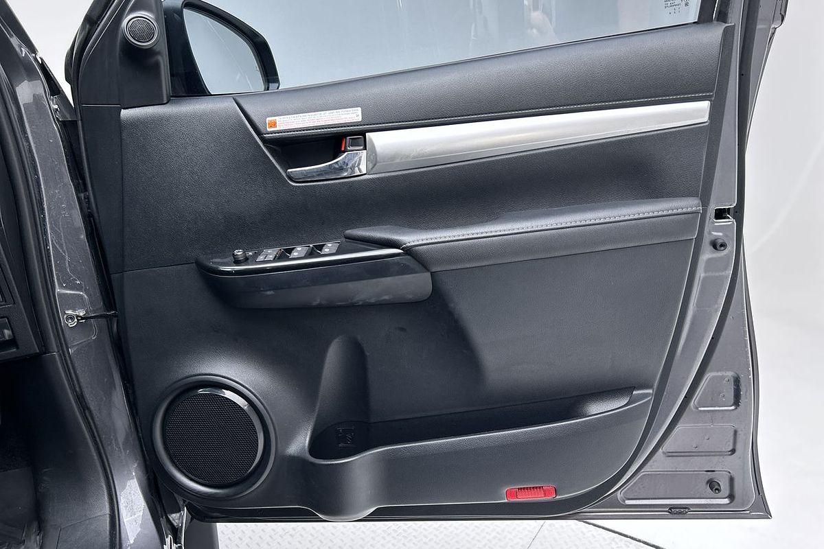 2023 Toyota Hilux SR5 GUN126R 4X4