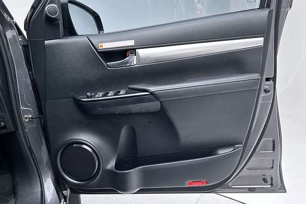 2023 Toyota Hilux SR5 GUN126R 4X4