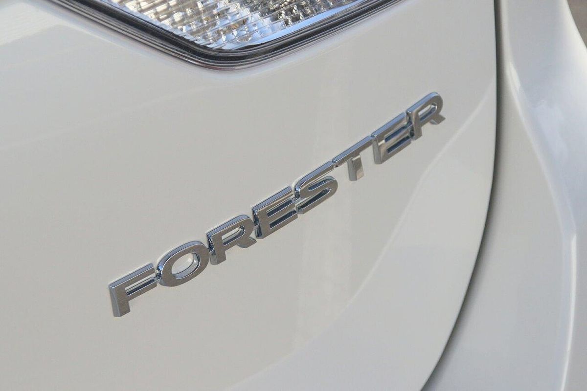 2024 Subaru Forester 2.5i Luxury Special Edition S5