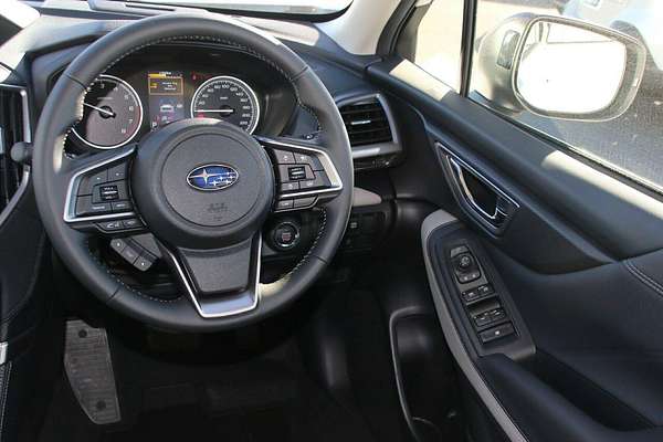 2024 Subaru Forester 2.5i Luxury Special Edition S5