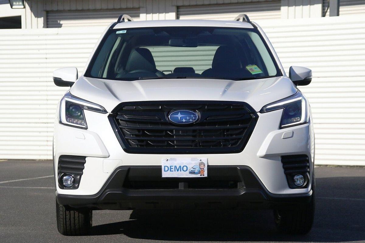 2024 Subaru Forester 2.5i Luxury Special Edition S5
