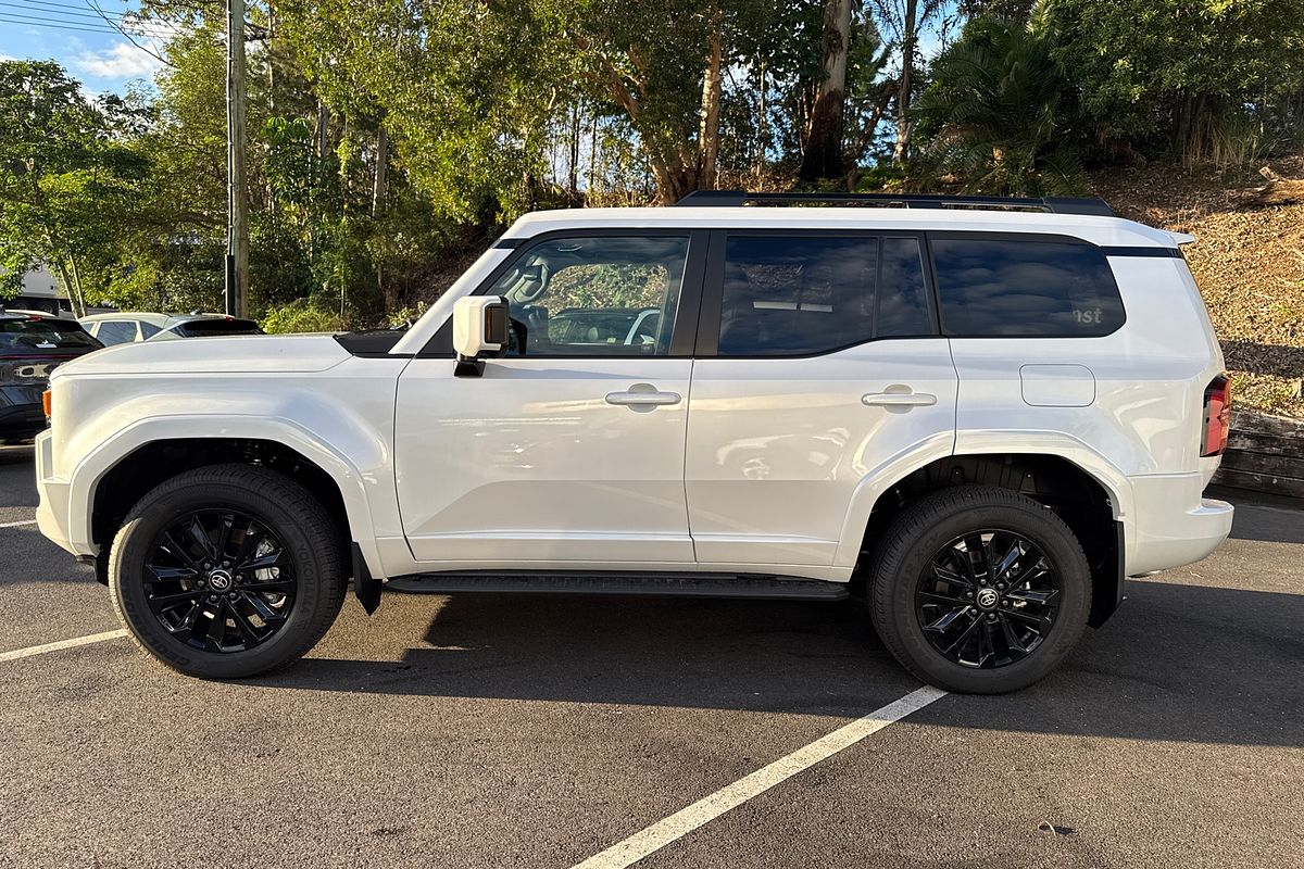 2024 Toyota Landcruiser Prado Kakadu GDJ251R