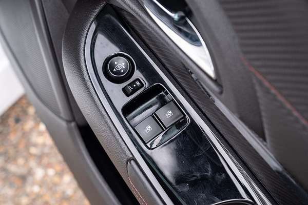 2016 Holden Ute SV6 Black VF Series II Rear Wheel Drive