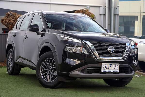 2024 Nissan X-TRAIL ST T33