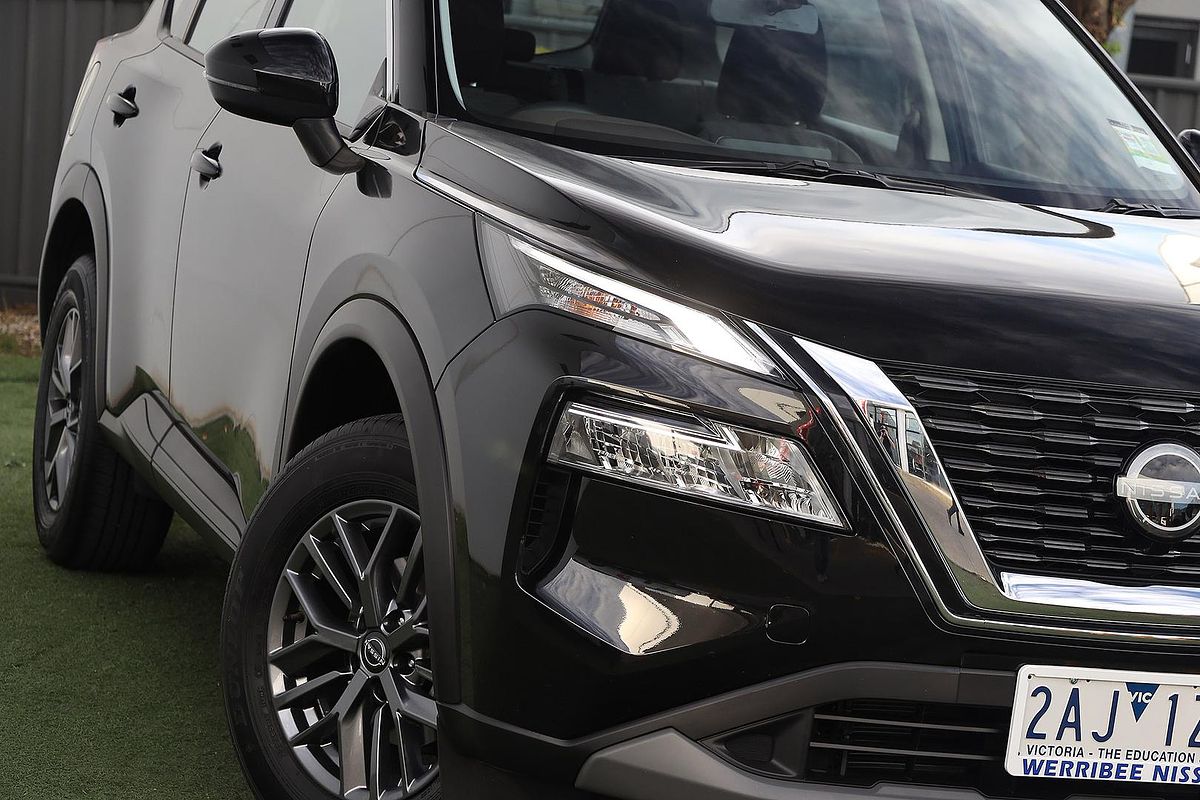 2024 Nissan X-TRAIL ST T33