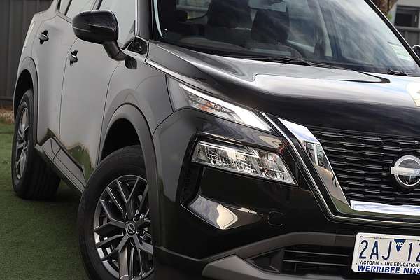 2024 Nissan X-TRAIL ST T33