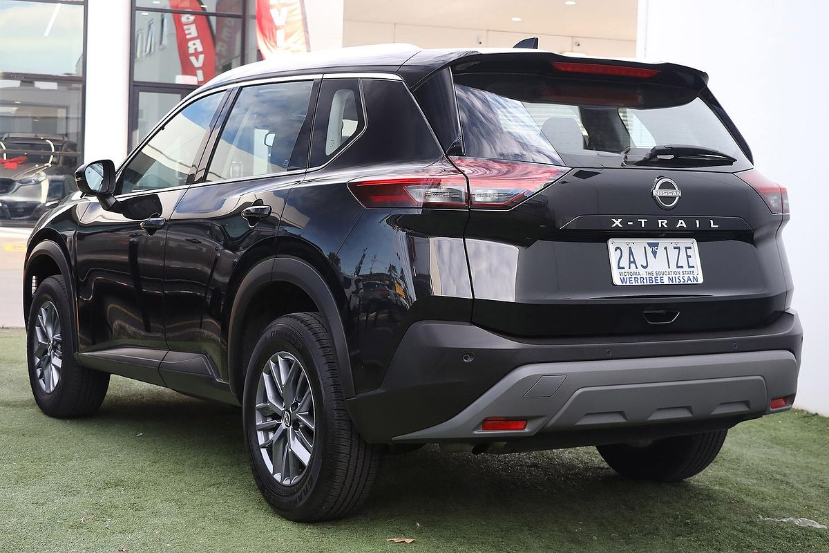 2024 Nissan X-TRAIL ST T33