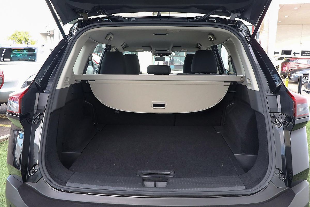 2024 Nissan X-TRAIL ST T33