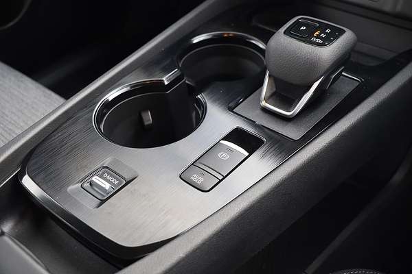 2024 Nissan X-TRAIL ST T33