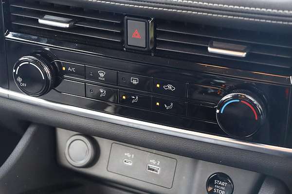2024 Nissan X-TRAIL ST T33