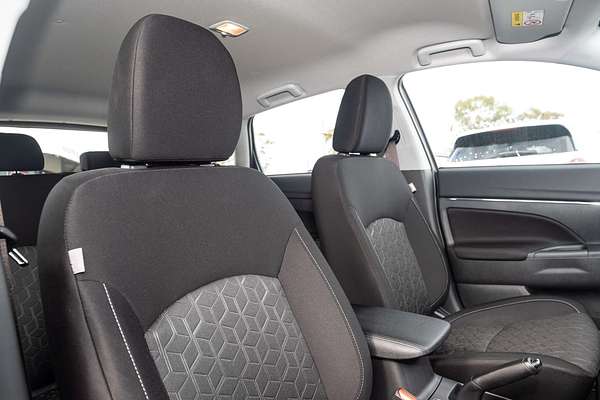 2025 Mitsubishi ASX GS XD