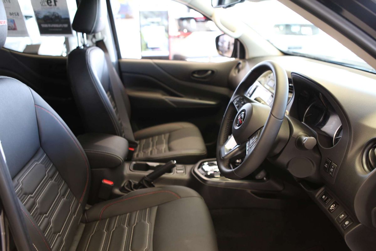 2024 Nissan Navara PRO-4X Warrior D23 4X4