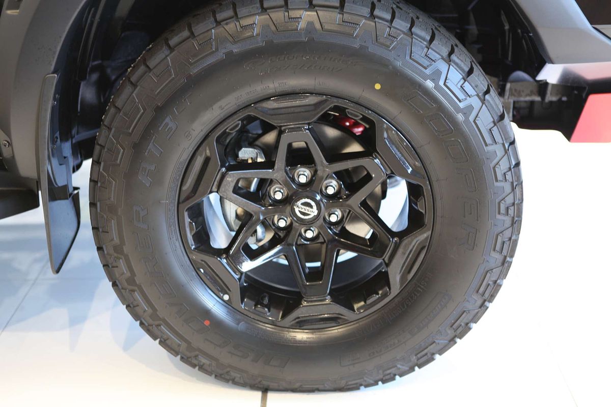 2024 Nissan Navara PRO-4X Warrior D23 4X4