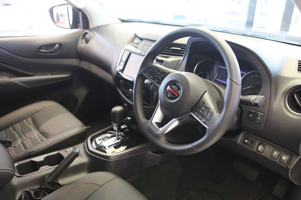 2024 Nissan Navara PRO-4X Warrior D23 4X4