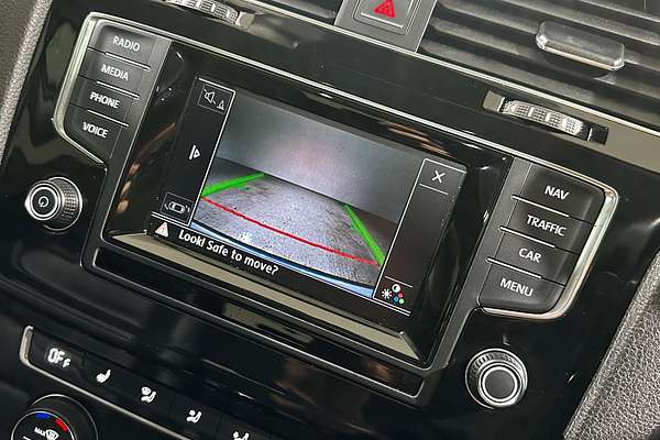 2013 Volkswagen Golf 103TSI Highline 7