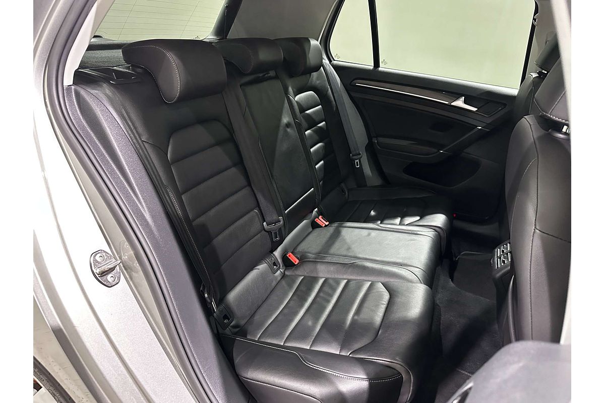 2013 Volkswagen Golf 103TSI Highline 7