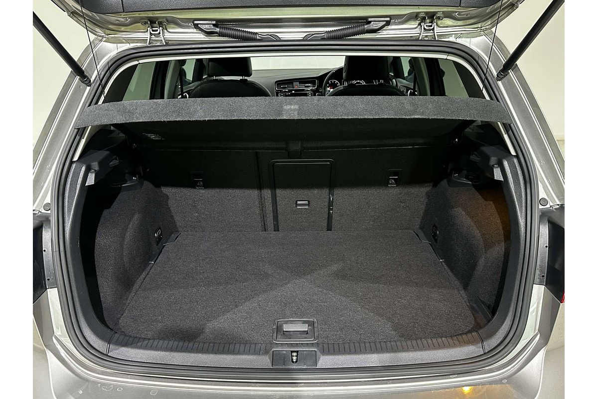 2013 Volkswagen Golf 103TSI Highline 7