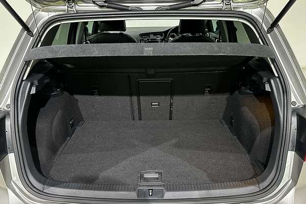 2013 Volkswagen Golf 103TSI Highline 7