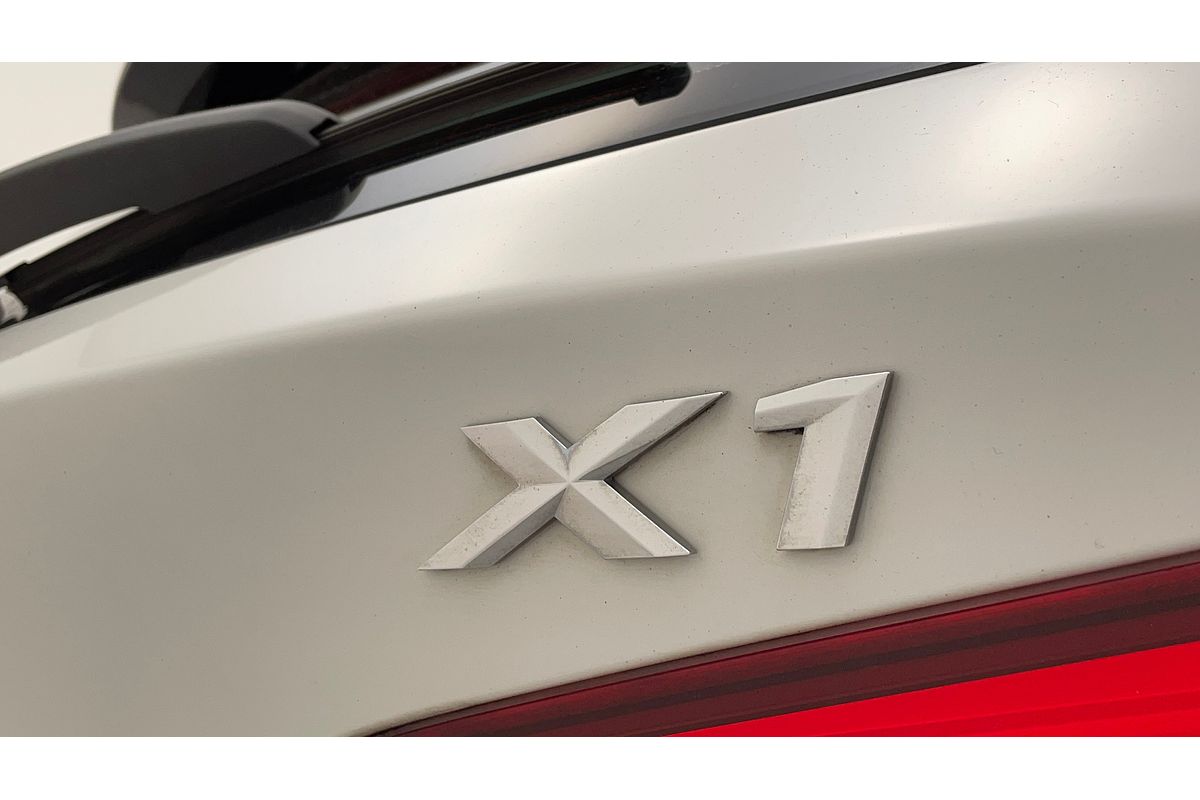 2017 BMW X1 xDrive25i F48