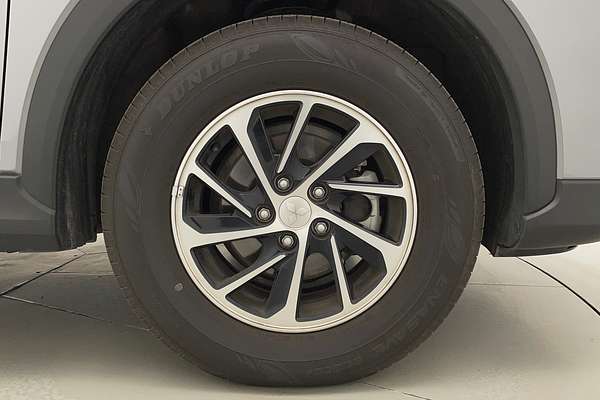 2023 Mitsubishi Eclipse Cross LS YB