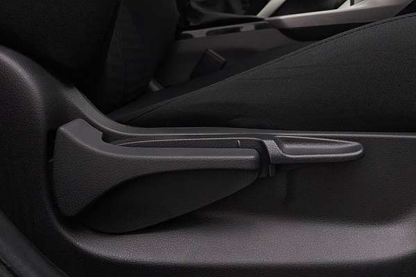 2023 Mitsubishi Eclipse Cross LS YB