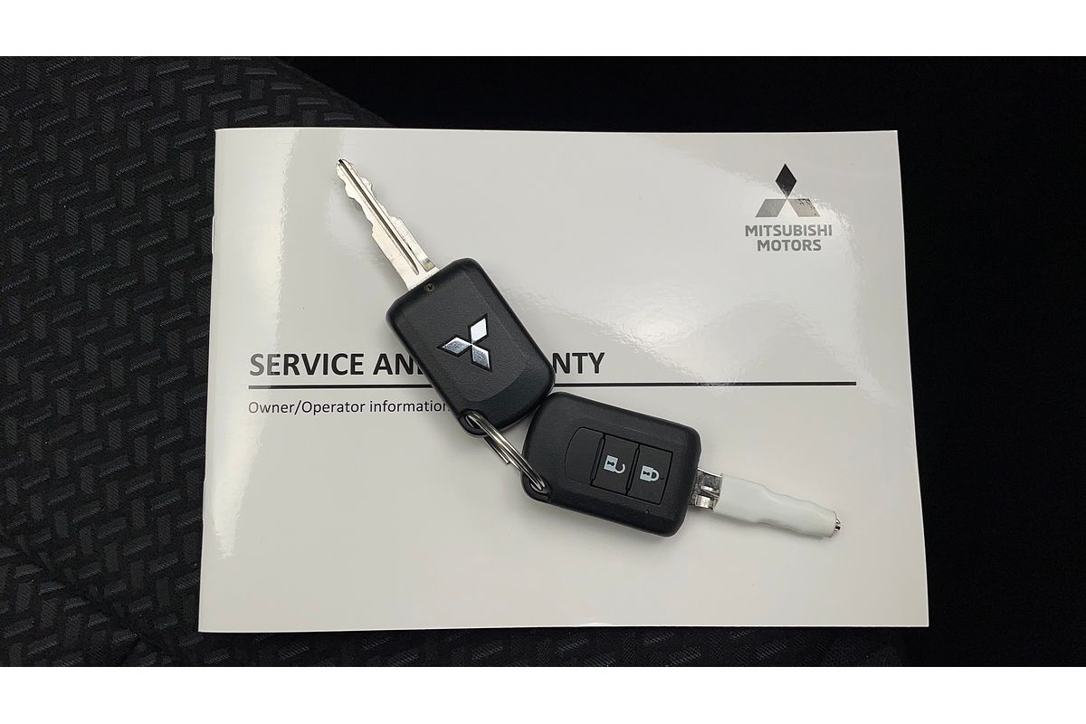 2023 Mitsubishi Eclipse Cross LS YB
