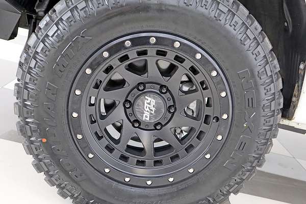 2022 Mitsubishi Triton GLX MR 4X4