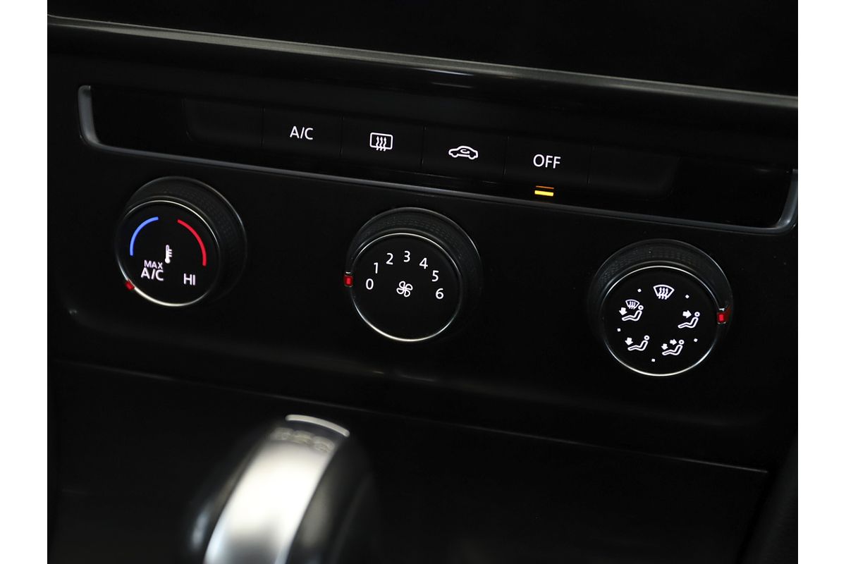MY19 Volkswagen GOLF 110 TSI TRENDLINE AUTO 5D HATCHBACK DT4 PETROL