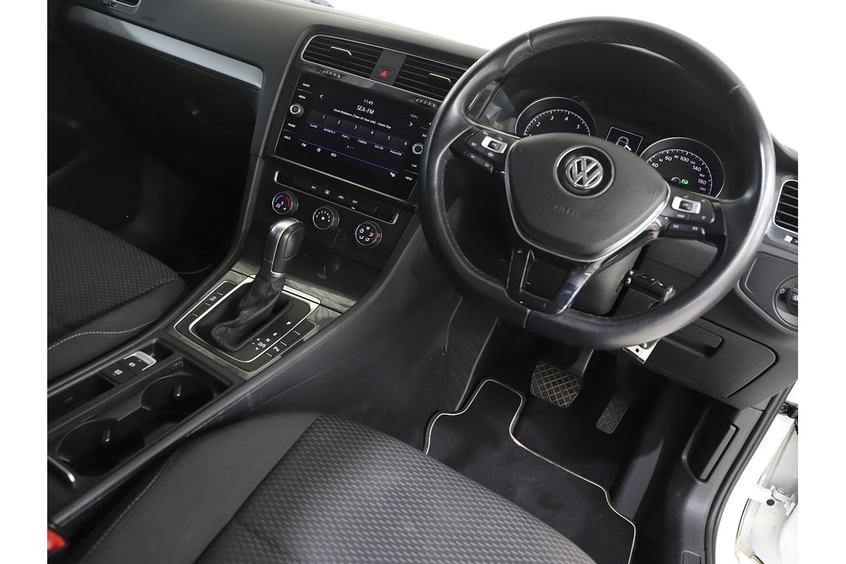 MY19 Volkswagen GOLF 110 TSI TRENDLINE AUTO 5D HATCHBACK DT4 PETROL